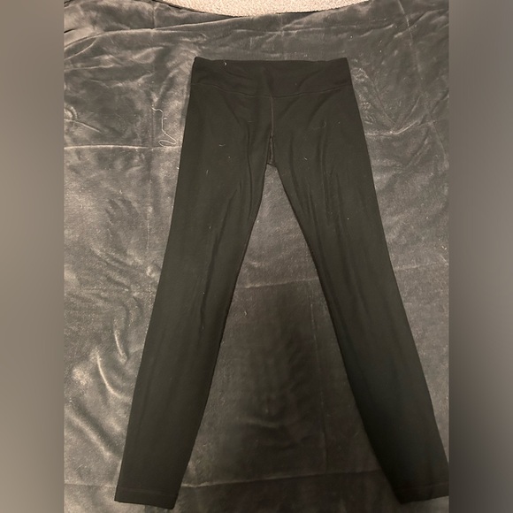 black under armour leggings - Picture 2 of 2
